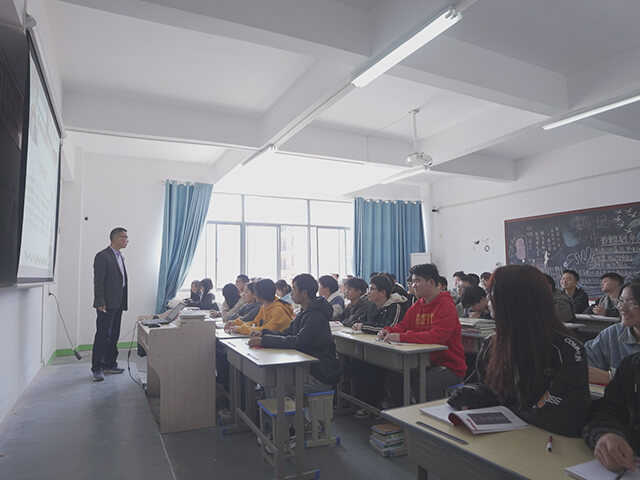 学生上课